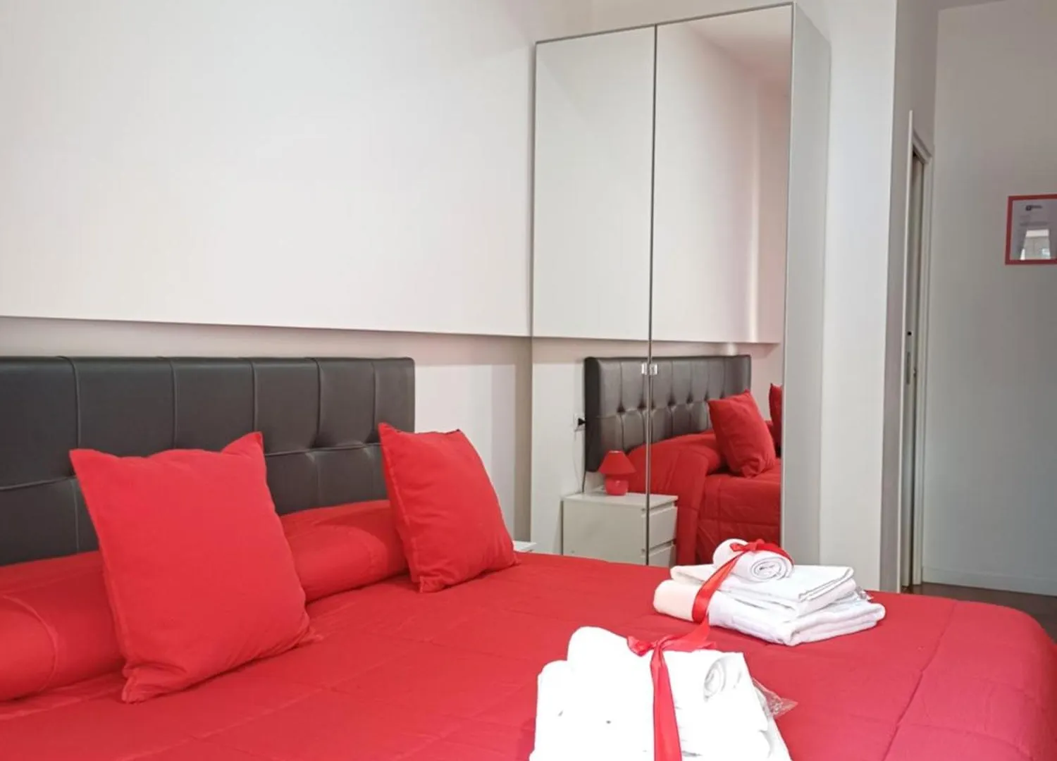 Suite Duomo Naples Guest house