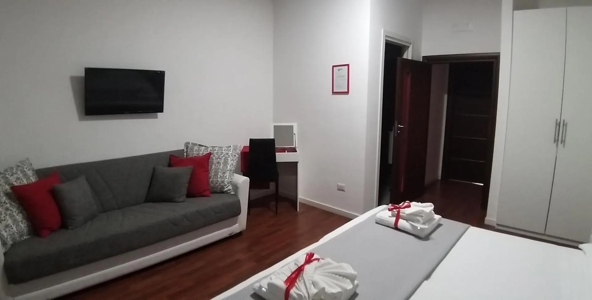 Suite Duomo Naples Italy