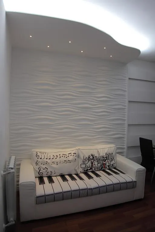 Suite Duomo Naples 2*,